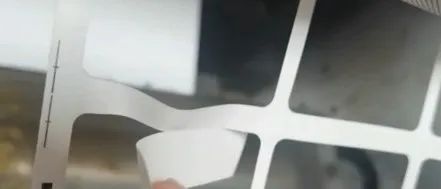 盛夏挑戰(zhàn)：溫濕度波動下的不干膠標簽問題與解決之道