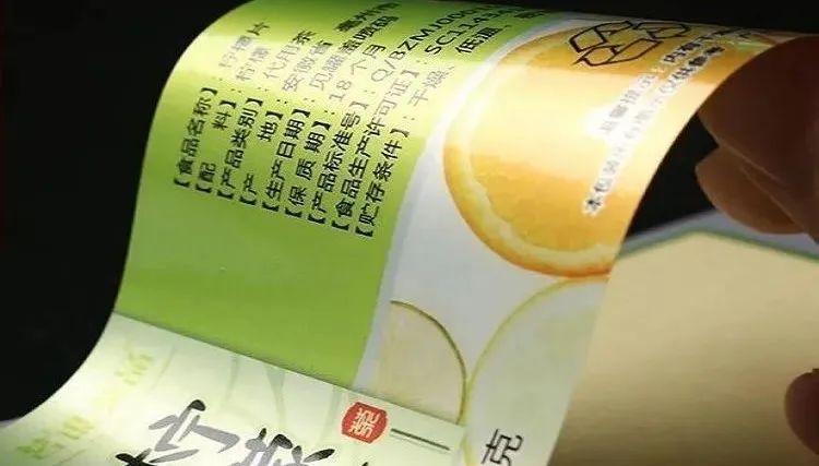 如何選擇最佳產品標簽覆膜？提升外觀、耐用性與品牌形象的關