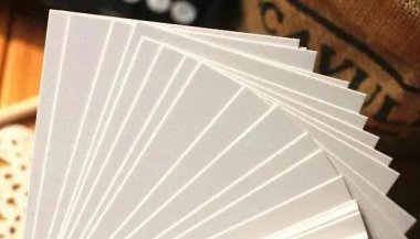 銅版紙應用指南：印刷品、包裝配套與銅版紙